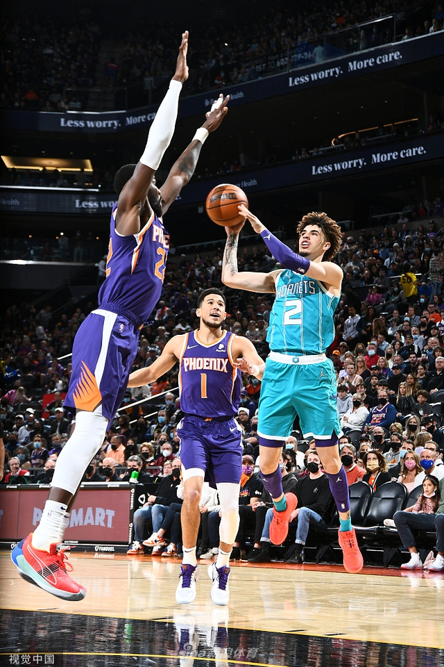 伯恩今天是 伯恩今天是