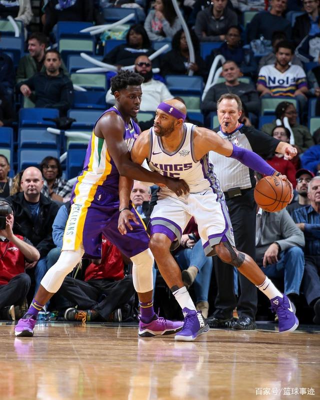 队的对抗中 队的对抗中