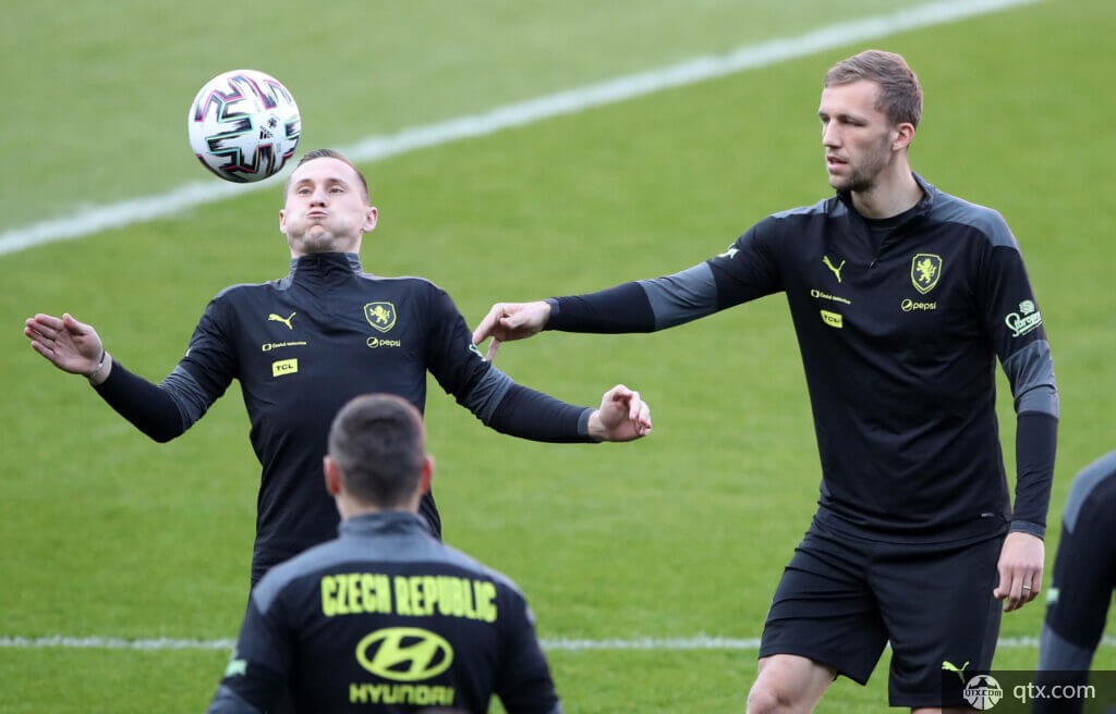 通过日复一 通过日复一