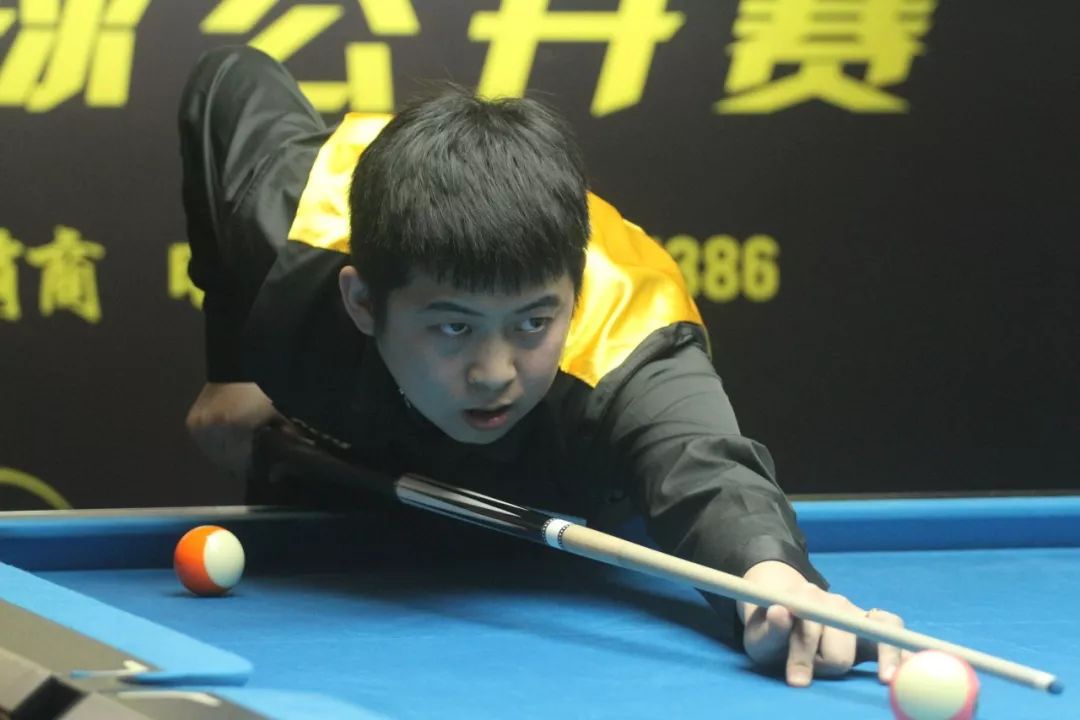 从骑士的角 从骑士的角